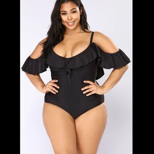 🌟 Host Pick 🌟 Fashion Nova Black Off Shoulder Ruffle SwimsuitS -1x